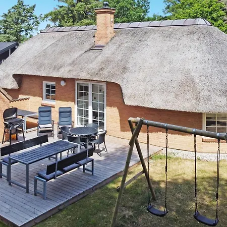 Charming Thatched With Kitchen-sj421 Dom wakacyjny